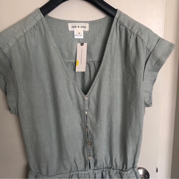 Anthropologie Cloth & Stone cap-sleeve romper. - Picture 4 of 12